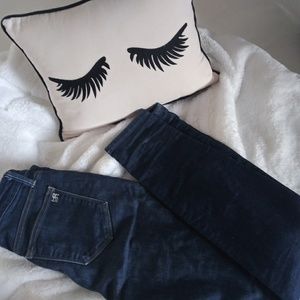 👖